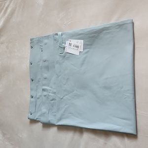 Lululemon Customizable Snap Scarf